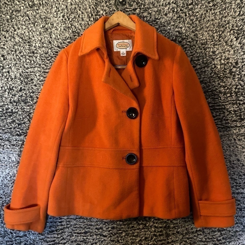 Talbots Petite Wool Blend Orange Textured Coat w Large FUN Black Buttons Size 8